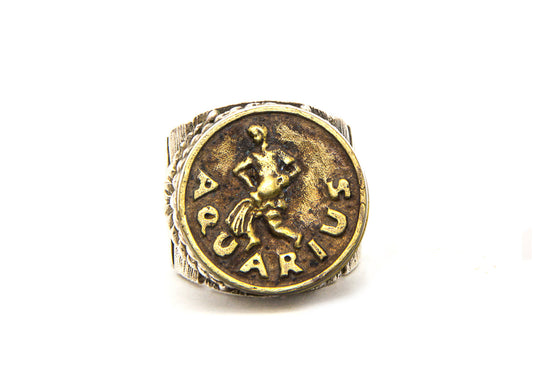 Silver Ring with Aquarius Zodiac