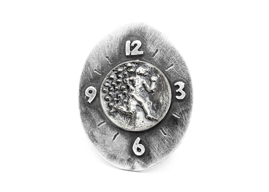 Running Man Freedom Medallion Clock Ring