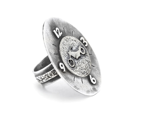 Motorbike Adventure Coin Medallion Clock Ring