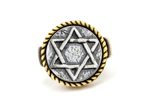 Coin ring with the Star of David coin medallion