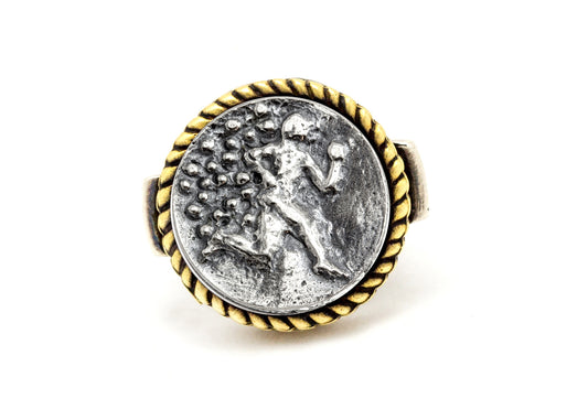 Coin ring with the Running Man coin medallion