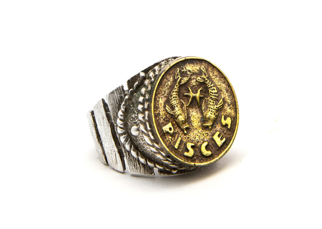 Pisces Zodiac Medallion Ring