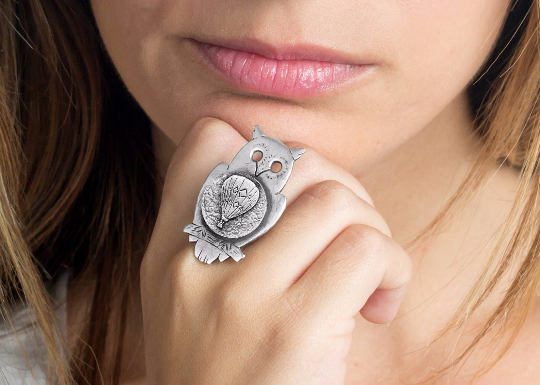 coin ring with the Hot Air Balloon coin medallion on owl flying jewelry Noa Tam