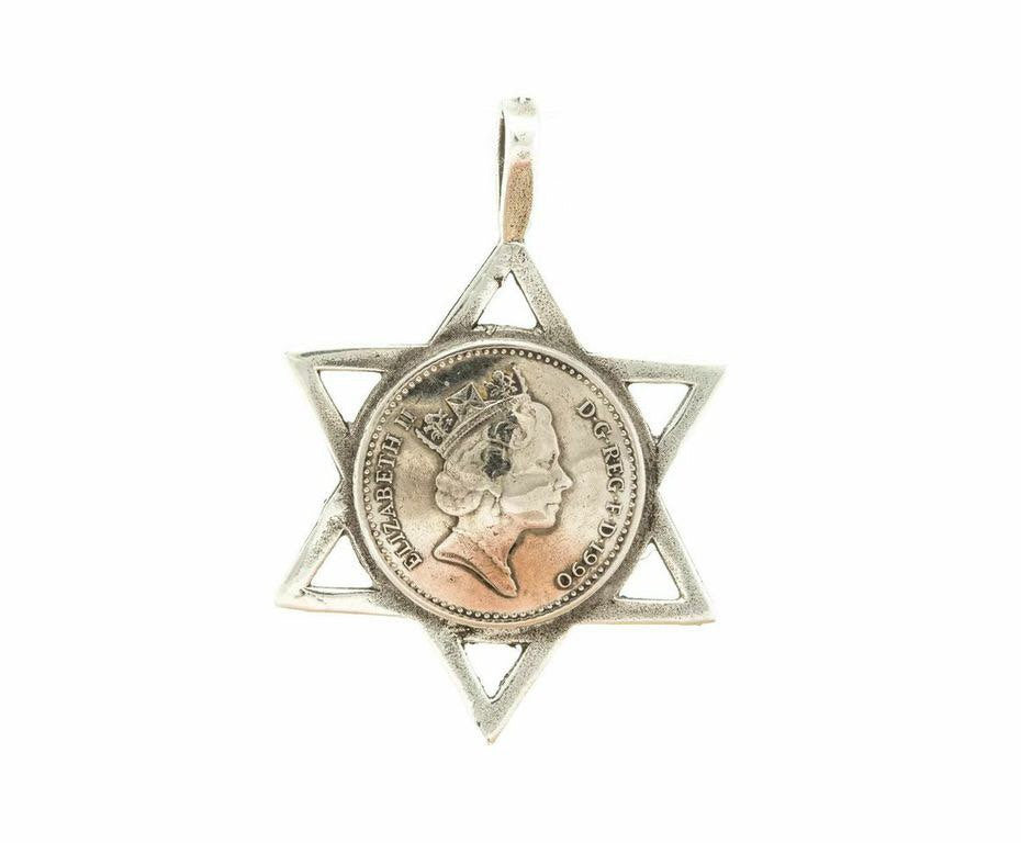 Star of David featuring a British Five Pence Coin with the Queen