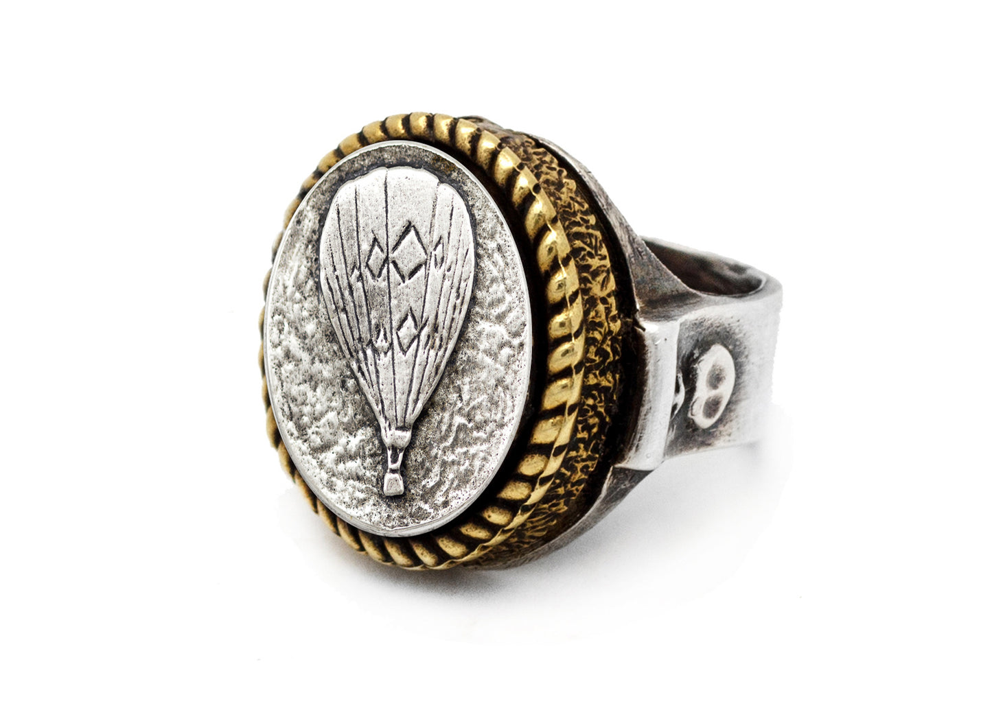 Coin ring with the hot ballon  coin medallion