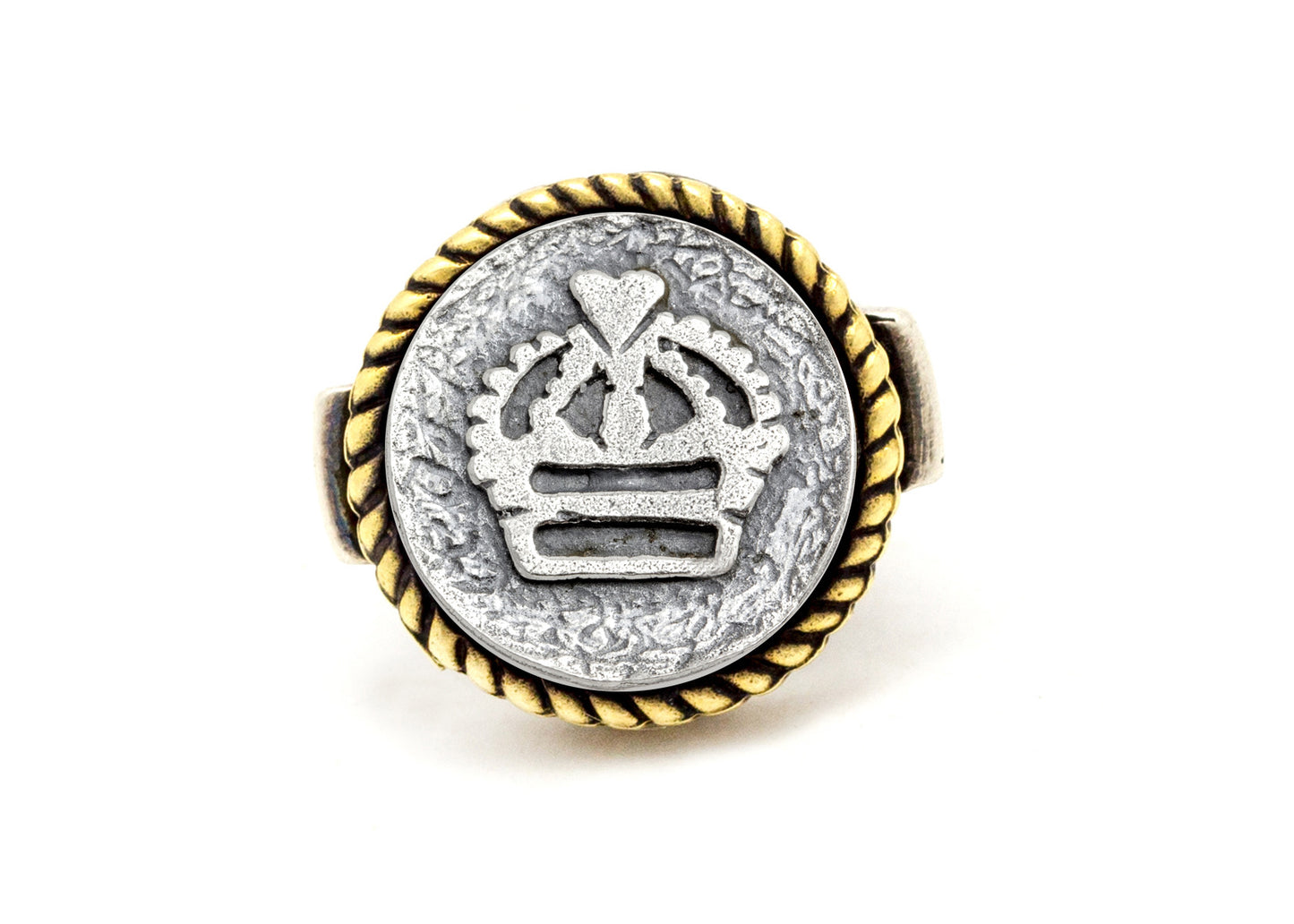Coin ring with the crown  coin medallion