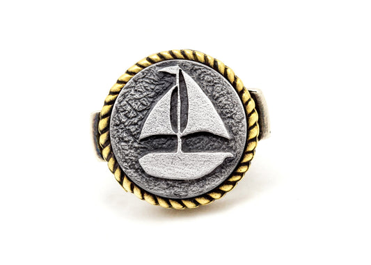 Coin ring with the Boat coin medallion