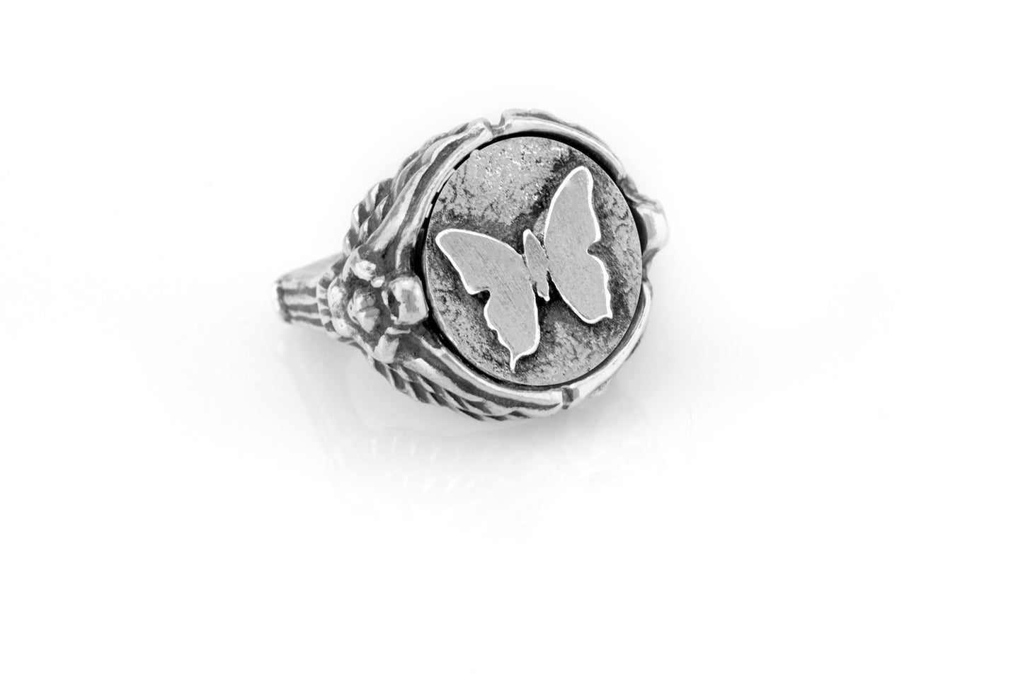 coin ring with the Butterfly medallion on