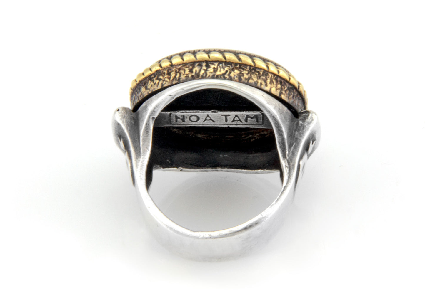 Coin ring with the scissors coin medallion