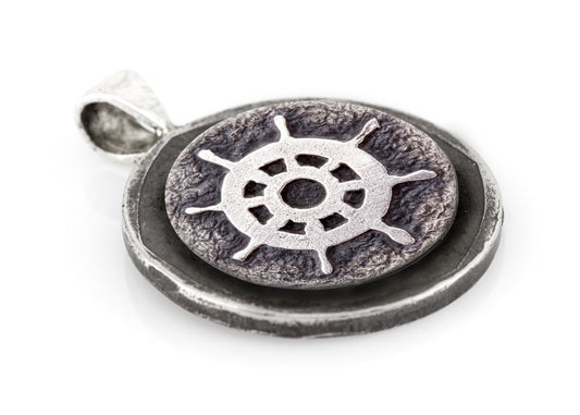 Wheel coin medallion and the Buffalo Nickel coin of USA